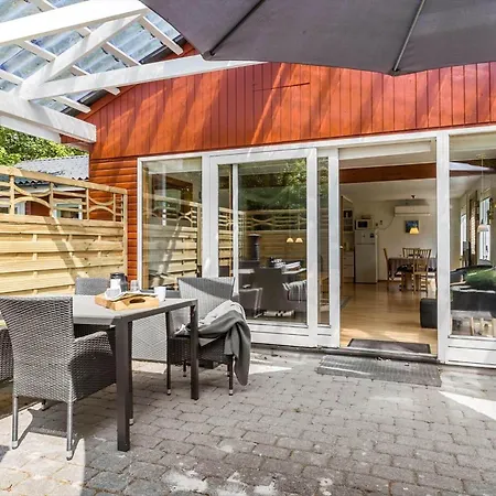 Σπίτι διακοπών 1475-aakirkeby-boesvej-9 *