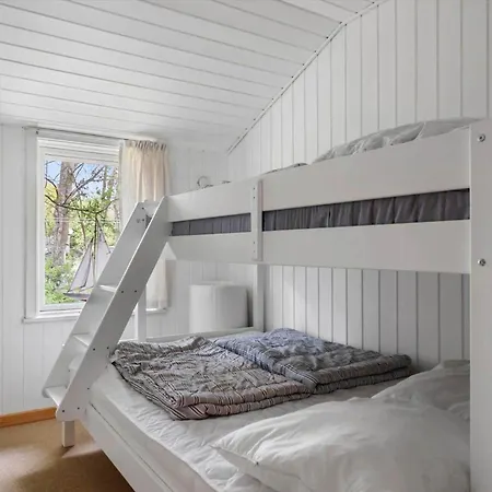 1475-aakirkeby-boesvej-9 * Vester Somarken